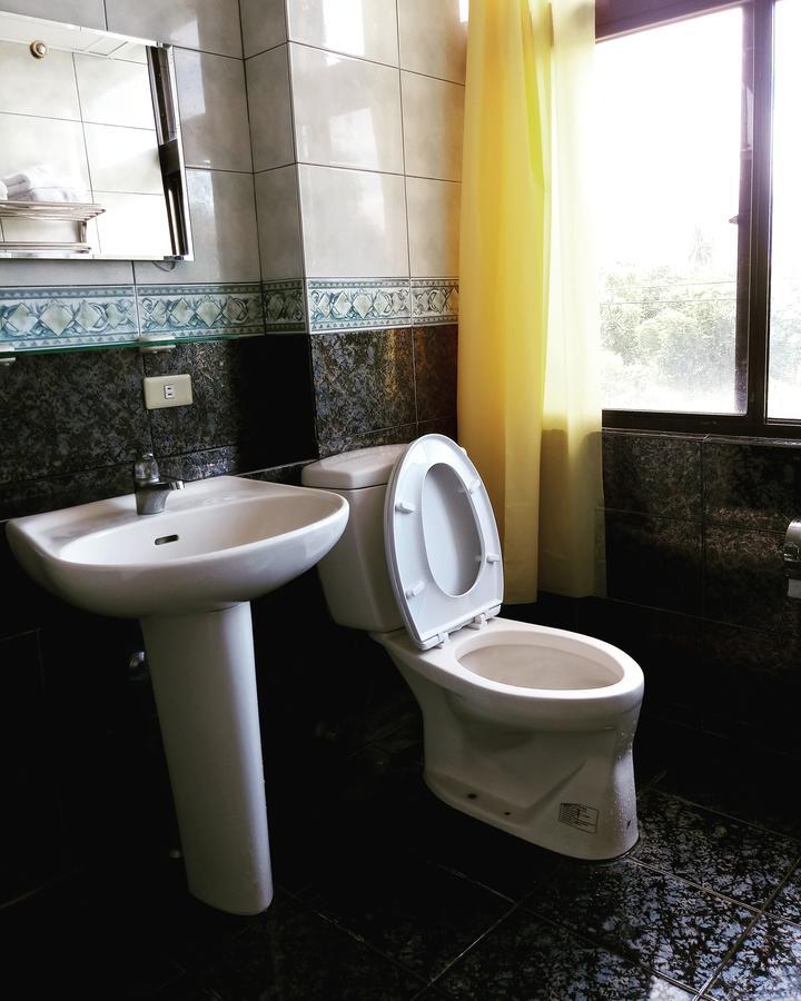 Pu Shi Homestay Юйли Экстерьер фото